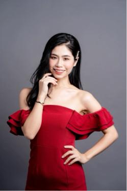 專業全方位主持人-心亦Tia - 
 專業全方位主持人-心亦Tia -