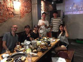 外籍英文家教 - 巨匠美語教學(新莊分校)-課後與學生聚餐