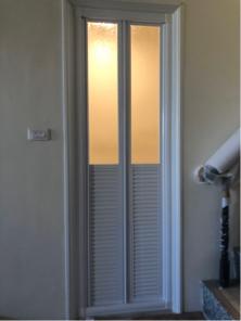 宇達玻璃企業有限公司 - PS板百葉折門(附鎖) 宇達玻璃企業有限公司 - PS板百葉折門(附鎖)