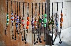 Sheng Wang - 琉璃珠商攝