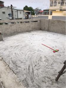 玖佰益時尚防水公司 - 屋頂PU，清楚乾淨，作業中