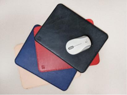 早皮革 - 皮革滑鼠墊