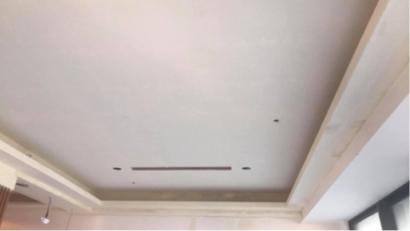 Jun油漆個人工作室 - 施工前
這場很多眉眉角角其實不怎麼好做，
尤其是木作釘的造型，
還蠻考驗技術的～
整間全室一般水泥漆，
局部牆面裂痕釘洞補土。
#歡迎詢問關於油漆各種疑問
#工作地點：桃園慈文路