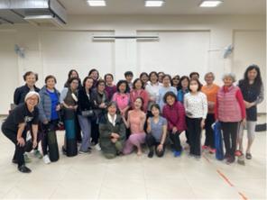 鍾雨緹 - 長輩瑜伽課程 鍾雨緹 - 長輩瑜伽課程