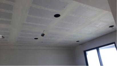 Jun油漆個人工作室 - 施工前
這場很多眉眉角角其實不怎麼好做，
尤其是木作釘的造型，
還蠻考驗技術的～
整間全室一般水泥漆，
局部牆面裂痕釘洞補土。
#歡迎詢問關於油漆各種疑問
#工作地點：桃園慈文路