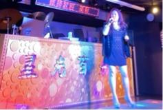 鐵肺歌后～茱莉 - 歌廳駐唱