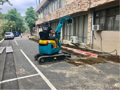 程于景觀有限公司 - 挖機整地作業