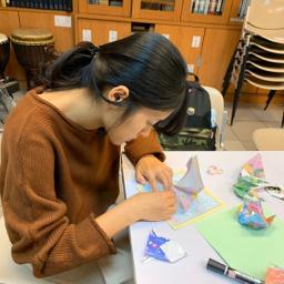 李佩蓉 - 大學期間至社區機構陪伴弱勢學生