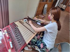 揚琴調音保養維修 - 維修工作中