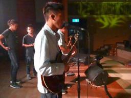 胡學泓 - 高中時表演