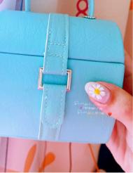 欣怡客製化美甲工作室 - 小雛菊?