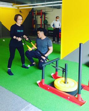 Vic （Spacetime fitness) - 銀髮族訓練教學