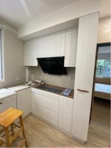 呈霏系統廚具 - 
