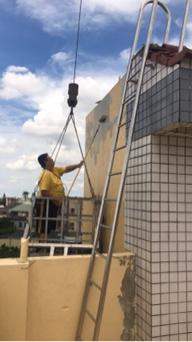 玖佰益時尚防水公司 - 牆面施做彈泥