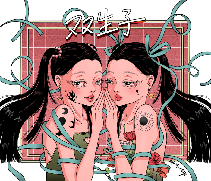 這張照片是兩個女孩，她們靠得很近，好像在耳語。她們用絲帶纏繞在一起，背景是一個紅色的格子圖案。她們的臉上都畫著精緻的妝容，她們的髮型也十分可愛。