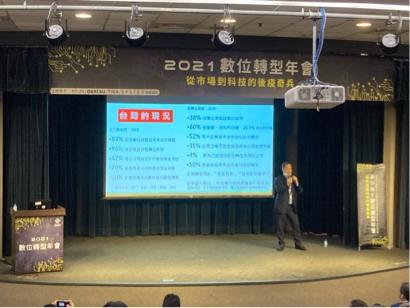 NiNi - 舞台頂+講台+X展架佈置圖 NiNi - 舞台頂+講台+X展架佈置圖