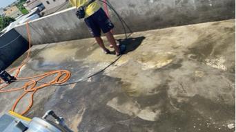 玖佰益時尚防水公司 - 屋頂防水水刀清洗地板