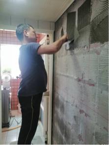 西乃山老屋翻新與修繕工程 - 居家壁磚膨共,換磚 西乃山老屋翻新與修繕工程 - 居家壁磚膨共,換磚