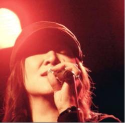 Kairos/凱伊蘿絲流行歌唱教育訓練中心 - 小河岸表演