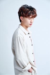 LC Yen Studio - 平面形象拍攝
男士妝髮造型 LC Yen Studio - 平面形象拍攝
男士妝髮造型