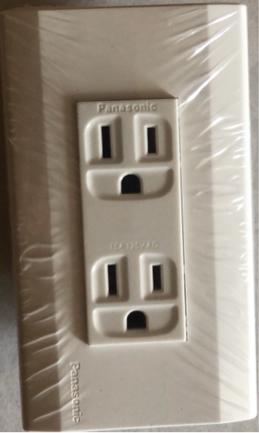 小潘 - 國際牌插座