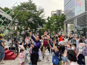 細菌哥哥魔術 - 泡泡秀 細菌哥哥魔術 - 泡泡秀