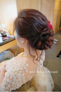 Sylvia Makeup & Hairstylist - 線條感盤髮造型