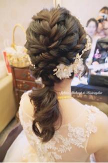 Sylvia Makeup & Hairstylist - 編髮線條低馬尾