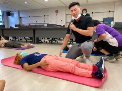 桃園自由教練Max - 苗栗衛生署演講