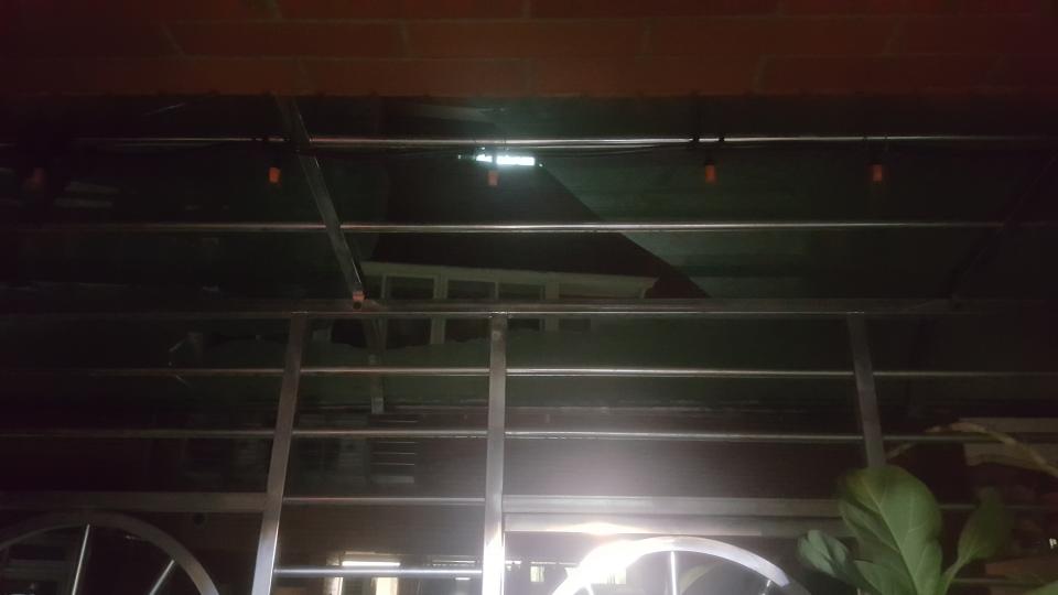 遮雨棚安裝案件圖片