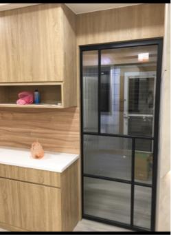 史密斯設計有限公司 - 黑鐵造型玻璃滑門