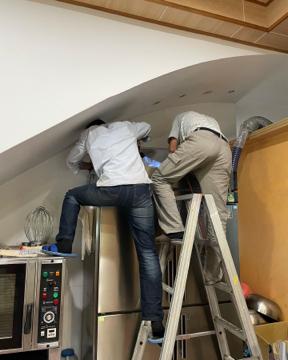 國華冷凍餐飲設備 - 專業維修焊接銅管灌冷媒