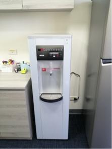 賀霖股份有限公司賀眾牌💦飲用水、淨水、全戶設備💧 - 程控式飲水機 