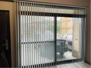 閣坊窗飾 - 直立百葉