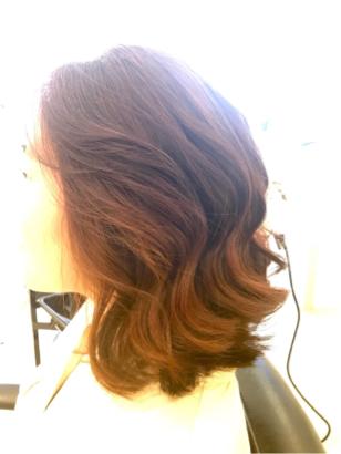 台中逢甲髮型師&bull;Win｜霧面髮色｜線條染｜漸層染｜縮毛矯正｜ - 手撥燙