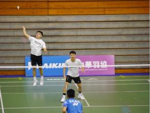 傳奇羽球隊 (龍澔教練） - 