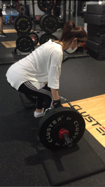 自由教練Ellen - 空服員學生，重訓目的是為了好好幫旅客搬行李