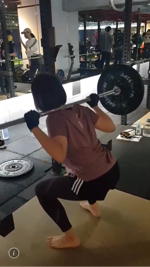 自由教練Ellen - 學生終於輕鬆蹲45公斤，疫情前連35都痛苦