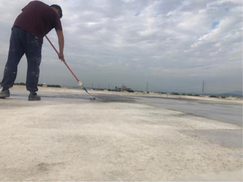 旭懿工程行 - 台南 公共工程屋頂防水施做前（彈泥+隔熱面漆）