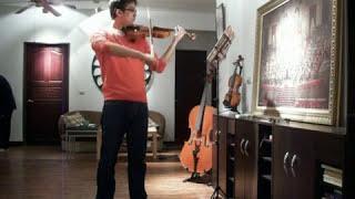 謝文宗夫婦小提琴教室 - 上課實況,正確的演奏姿勢,是非常挺拔的