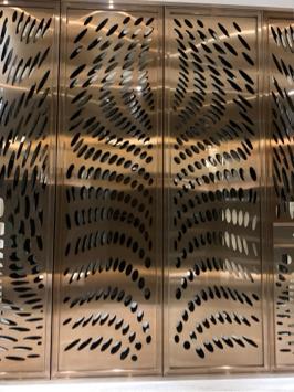 群富不銹鋼 - 仿鍍鈦屏風門