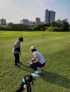 Partner_Golf | 台灣女子職業高爾夫選手/教練 - 下場教學