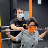 Kyle 周 - 槓鈴高背深蹲