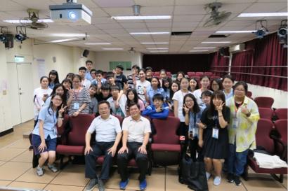 簡詩容 - 接待新加坡友校學生