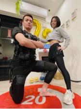 美人魚線Eling Huang🧜🏽‍♀️ - 