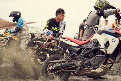 質數影像 - 活動攝影 - BMW Motorrad GS Trophy 2022
更多作品請參照:
https://www.behance.net/kiminbrush
 質數影像 - 活動攝影 - BMW Motorrad GS Trophy 2022
更多作品請參照:
https://www.behance.net/kiminbrush