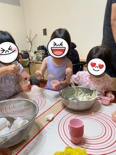 君君老師 - 與孩子們手作杯子蛋糕