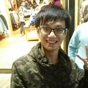 提供網頁設計公司甫東服務的專家阿甫felix