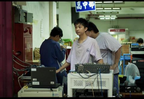 Alex Hoang專業音響維修工作站 - 這國中的我~ 哈哈 小小Younger Sound Man! ? Alex Hoang專業音響維修工作站 - 這國中的我~ 哈哈 小小Younger Sound Man! ?