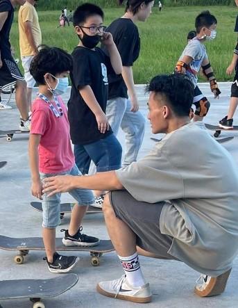 小莊教練 - 週日免費滑板教學